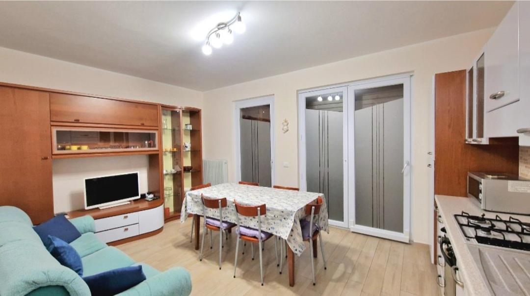 Chiara Pool Apartment Bardolino Buitenkant foto
